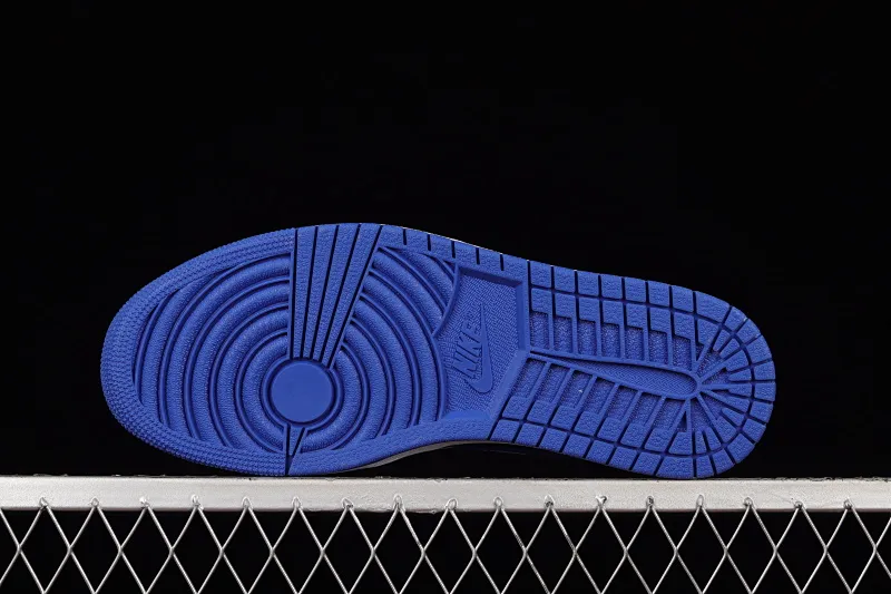 All categories Air Jordan Jordan series basketball shoes Air Jordan 1 High Air Jordan 1 Retro High AJ1 Joe 1 patent leather black and blue 555088-400
